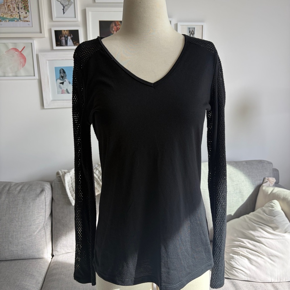 Marika Black Long Sleeve Women's Top